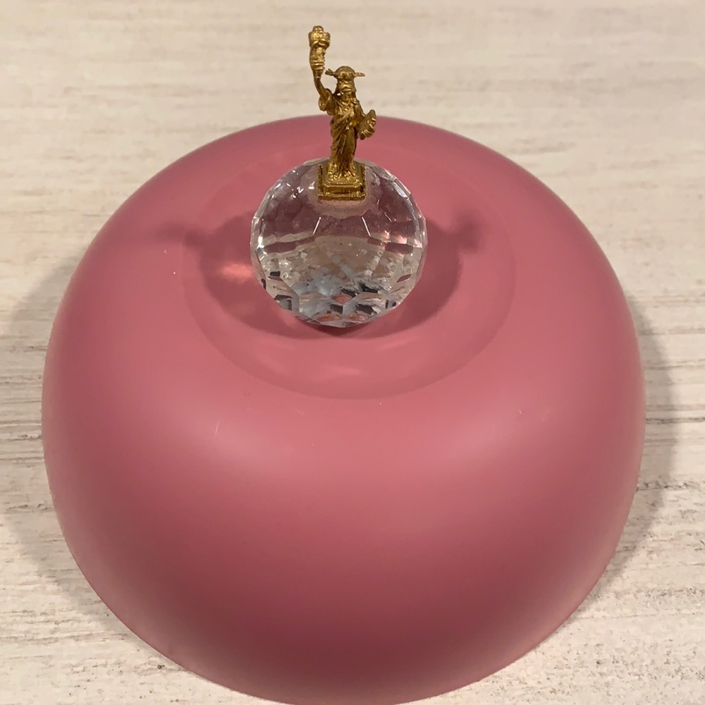 Crystal Statue of Liberty figure!